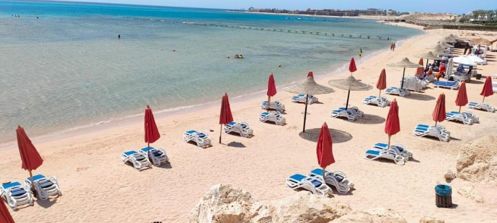 Fully Equipped Apartments Pool & Mountains View In Porto Sharm Resort Luaran gambar