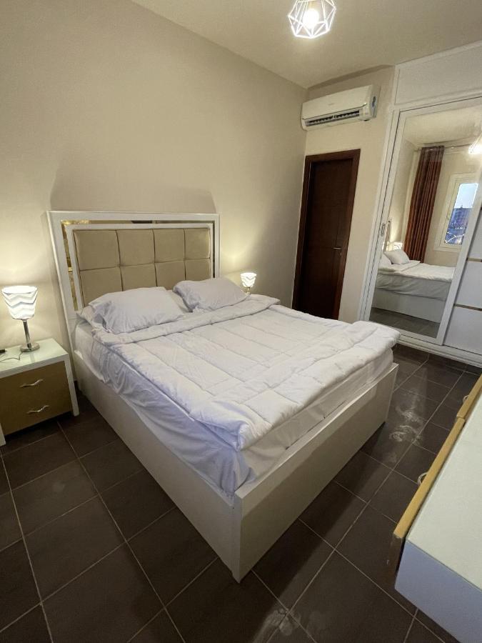 Fully Equipped Apartments Pool & Mountains View In Porto Sharm Resort Luaran gambar